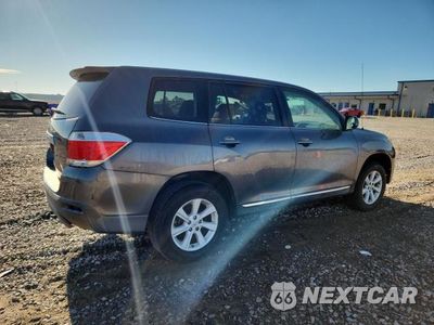 Trzecie zdjęcie samochodu z tyłu: 2012 TOYOTA HIGHLANDER BASE VIN:5TDZA3EH6CS026706 - miniatura