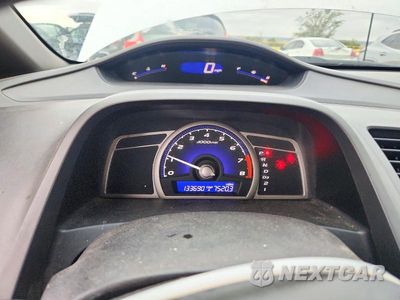 Zdjęcie 9 z 12 samochodu: 2009 HONDA CIVIC LX VIN:19XFA16579E029872 - miniatura