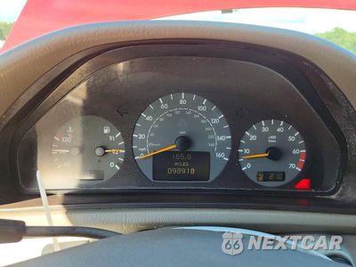 Zdjęcie 9 z 12 samochodu: 2002 MERCEDES-BENZ CLK 430 VIN:WDBLK70G52T102472 - miniatura