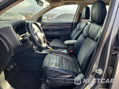 Zdjęcie 7 z 13 samochodu: 2019 MITSUBISHI OUTLANDER SE VIN:JA4AD3A39KZ055817 - miniatura