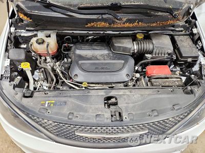 Zdjęcie 12 z 14 samochodu: 2022 CHRYSLER VOYAGER LX VIN:2C4RC1CG0NR105065 - miniatura