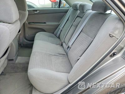 Zdjęcie 10 z 12 samochodu: 2006 TOYOTA CAMRY STANDARD VIN:4T1BE32K36U703549 - miniatura