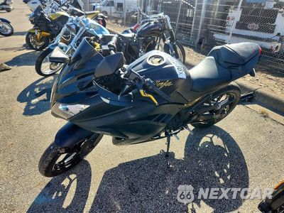 Trzecie zdjęcie samochodu z tyłu: 2017 KAWASAKI EX300 A VIN:JKAEX8A11HDA33629 - miniatura