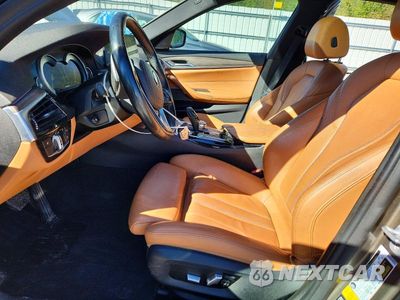 Zdjęcie 7 z 12 samochodu: 2018 BMW 540 XI VIN:WBAJE7C50JWD49616 - miniatura