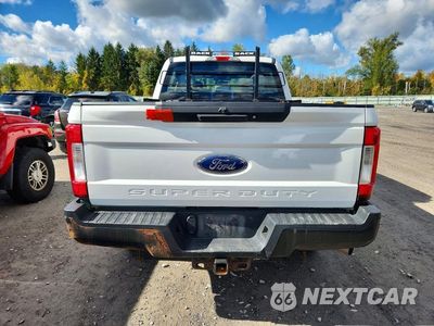 Zdjęcie 6 z 12 samochodu: 2019 FORD F350 SUPER DUTY VIN:1FT8W3B66KEC28918 - miniatura