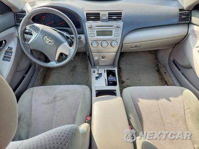 Zdjęcie 8 z 13 samochodu: 2010 TOYOTA CAMRY LE VIN:4T1BF3EKXAU101474 - miniatura