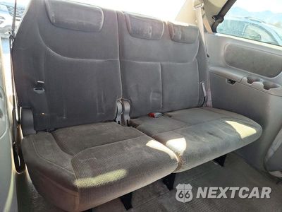 Zdjęcie 10 z 13 samochodu: 2005 TOYOTA SIENNA LE 7 PASSENGER VIN:5TDZA23C35S358140 - miniatura