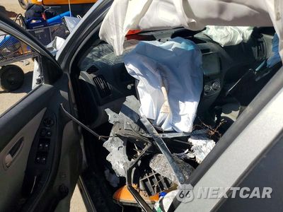 Zdjęcie 8 z 12 samochodu: 2008 HYUNDAI ELANTRA GLS VIN:KMHDU46D18U544479 - miniatura
