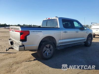 Trzecie zdjęcie samochodu z tyłu: 2023 FORD F150 LIGHTNING PRO VIN:1FTVW1EV6PWG06523 - miniatura
