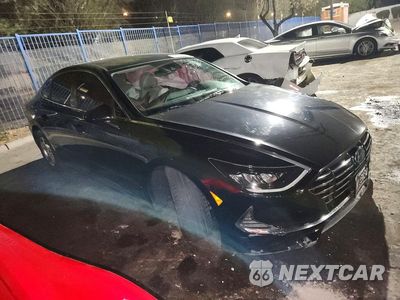 Czwarte zdjęcie samochodu z boku: 2020 HYUNDAI SONATA SE VIN:5NPEG4JA4LH000946 - miniatura