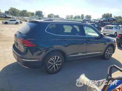Trzecie zdjęcie samochodu z tyłu: 2018 VOLKSWAGEN TIGUAN SE VIN:3VV3B7AX0JM191835 - miniatura