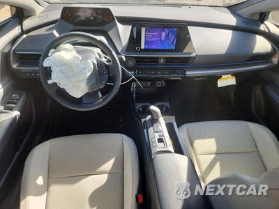 Zdjęcie 8 z 12 samochodu: 2024 TOYOTA PRIUS XLE VIN:JTDADABU5R3016091 - miniatura