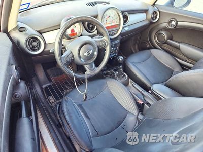 Zdjęcie 8 z 12 samochodu: 2013 MINI COOPER VIN:WMWSU3C58DT549646 - miniatura