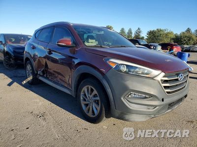 Czwarte zdjęcie samochodu z boku: 2017 HYUNDAI TUCSON SE PLUS VIN:KM8J3CA40HU455641 - miniatura