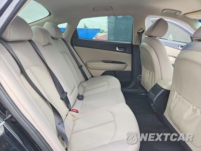 Zdjęcie 10 z 12 samochodu: 2018 KIA OPTIMA LX VIN:5XXGT4L35JG261630 - miniatura
