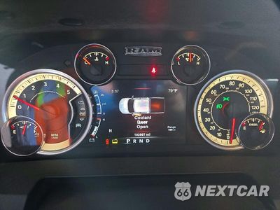 Zdjęcie 9 z 13 samochodu: 2013 RAM 2500 SLT VIN:3C6UR5DL5DG524715 - miniatura