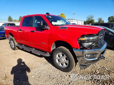 Czwarte zdjęcie samochodu z boku: 2026 RAM 2500 BIG HORN VIN:3C6UR5DJ9TG299339 - miniatura