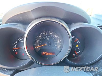 Zdjęcie 9 z 12 samochodu: 2011 KIA SOUL + VIN:KNDJT2A22B7215557 - miniatura