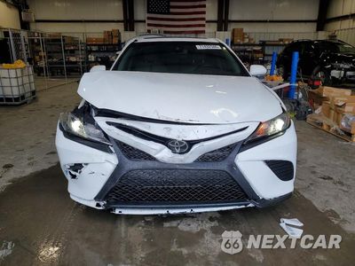 Piąte zdjęcie samochodu w środku: 2018 TOYOTA CAMRY SE VIN:4T1B11HK5JU055051 - miniatura