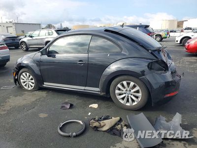 Drugie zdjęcie samochodu z przodu: 2018 VOLKSWAGEN BEETLE S VIN:3VWFD7AT1JM716627 - miniatura