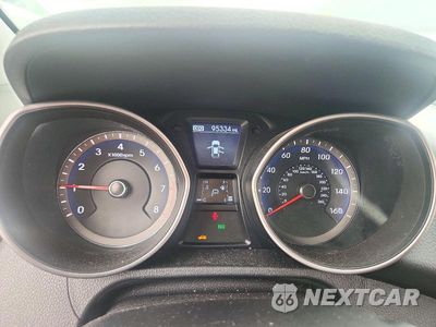 Zdjęcie 9 z 12 samochodu: 2016 HYUNDAI ELANTRA GT BASE VIN:KMHD35LH4GU299210 - miniatura