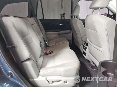 Zdjęcie 11 z 14 samochodu: 2017 HONDA PILOT EXL VIN:5FNYF6H58HB101644 - miniatura