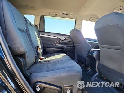 Zdjęcie 11 z 13 samochodu: 2018 TOYOTA HIGHLANDER LE VIN:5TDBZRFH1JS820862 - miniatura