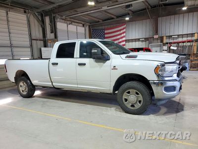 Czwarte zdjęcie samochodu z boku: 2023 RAM 2500 TRADESMAN VIN:3C6UR5HL3PG538627 - miniatura