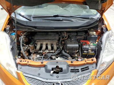Zdjęcie 11 z 13 samochodu: 2009 HONDA FIT SPORT VIN:JHMGE88439S074874 - miniatura