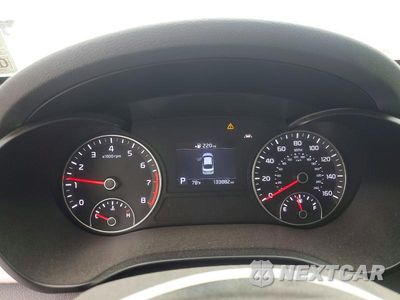 Zdjęcie 9 z 13 samochodu: 2019 KIA OPTIMA LX VIN:5XXGT4L3XKG357769 - miniatura