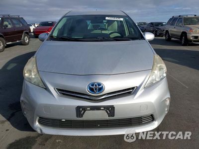Piąte zdjęcie samochodu w środku: 2014 TOYOTA PRIUS V THREE VIN:JTDZN3EUXE3325587 - miniatura