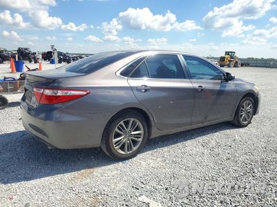 Trzecie zdjęcie samochodu z tyłu: 2016 TOYOTA CAMRY SE VIN:4T1BF1FK9GU574858 - miniatura