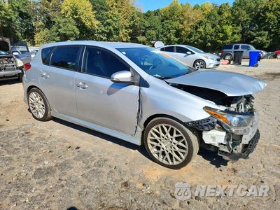Czwarte zdjęcie samochodu z boku: 2018 TOYOTA COROLLA IM BASE VIN:JTNKARJEXJJ568641 - miniatura
