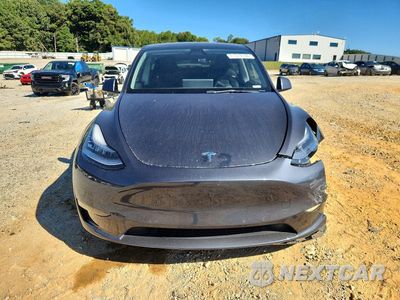 Piąte zdjęcie samochodu w środku: 2021 TESLA MODEL Y VIN:5YJYGDEE1MF090793 - miniatura