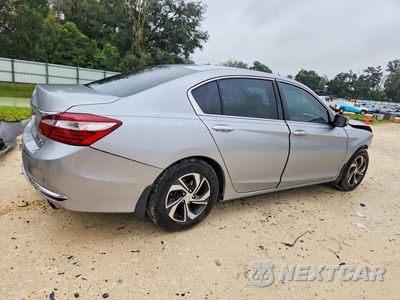 Trzecie zdjęcie samochodu z tyłu: 2017 HONDA ACCORD LX VIN:1HGCR2F39HA209633 - miniatura
