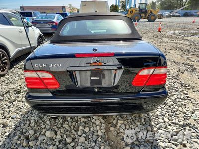 Zdjęcie 6 z 12 samochodu: 2003 MERCEDES-BENZ CLK 320 VIN:WDBLK65G93T143871 - miniatura
