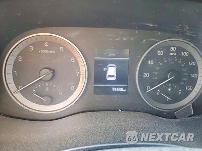 Zdjęcie 9 z 12 samochodu: 2019 HYUNDAI TUCSON SE VIN:KM8J23A41KU002705 - miniatura