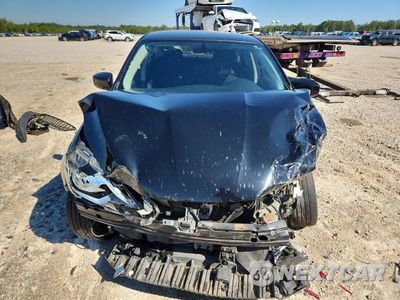 Piąte zdjęcie samochodu w środku: 2018 NISSAN SENTRA SV VIN:3N1AB7AP8JL648387 - miniatura