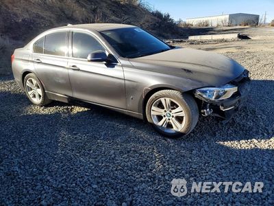 Czwarte zdjęcie samochodu z boku: 2018 BMW 330E VIN:WBA8E1C5XJA762780 - miniatura