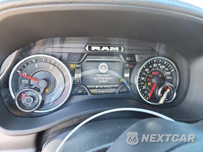 Zdjęcie 9 z 13 samochodu: 2024 RAM 2500 LARAMIE VIN:3C6UR5NL5RG375907 - miniatura