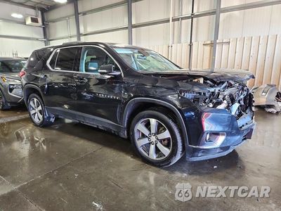 Czwarte zdjęcie samochodu z boku: 2018 CHEVROLET TRAVERSE LT VIN:1GNEVHKW5JJ187343 - miniatura