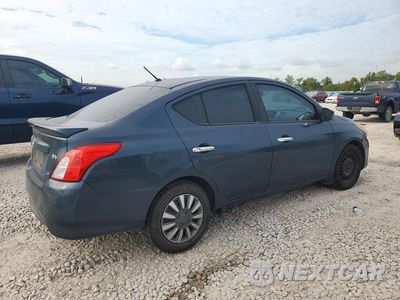 Trzecie zdjęcie samochodu z tyłu: 2015 NISSAN VERSA 1.6 SV VIN:3N1CN7AP4FL816128 - miniatura