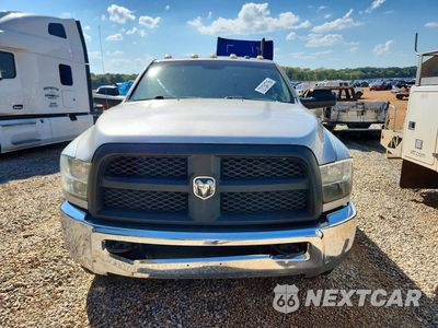 Piąte zdjęcie samochodu w środku: 2014 RAM 3500 ST VIN:3C63RRGL6EG245760 - miniatura