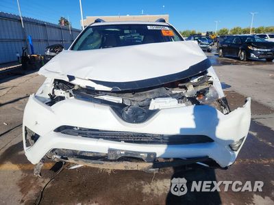 Piąte zdjęcie samochodu w środku: 2016 TOYOTA RAV4 HV XLE VIN:JTMRJREV7GD026384 - miniatura