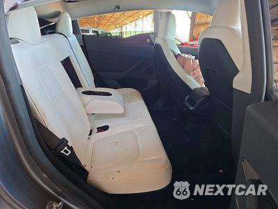 Zdjęcie 10 z 12 samochodu: 2024 TESLA MODEL Y VIN:7SAYGDEF5RF161965 - miniatura