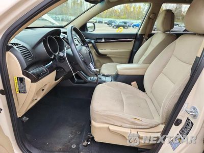 Zdjęcie 7 z 13 samochodu: 2011 KIA SORENTO LX VIN:5XYKT3A18BG032443 - miniatura