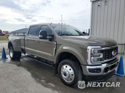 Czwarte zdjęcie samochodu z boku: 2026 FORD F450 SUPER DUTY VIN:1FT8W4DT4TEE97994 - miniatura