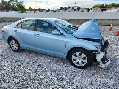Czwarte zdjęcie samochodu z boku: 2007 TOYOTA CAMRY LE VIN:4T1BE46K97U700088 - miniatura