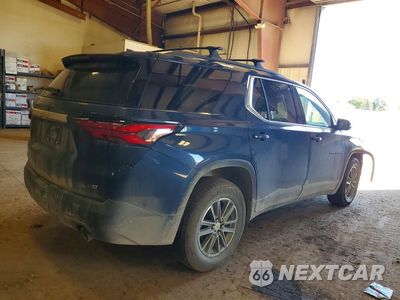 Trzecie zdjęcie samochodu z tyłu: 2022 CHEVROLET TRAVERSE LT VIN:1GNEVGKW0NJ176220 - miniatura