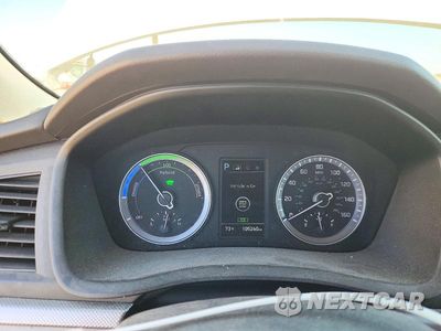 Zdjęcie 9 z 12 samochodu: 2019 HYUNDAI SONATA HYBRID SE VIN:KMHE24L35KA088713 - miniatura